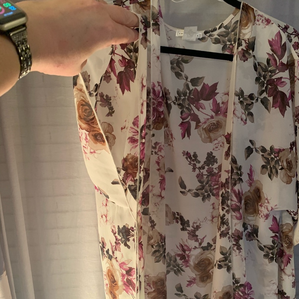 Emory Park Caley floral kimono size 2X. Stitch fix - Picture 8 of 8